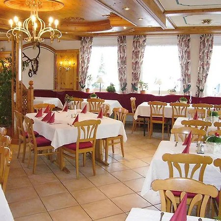 Hotel Landgasthof Gruener Baum *